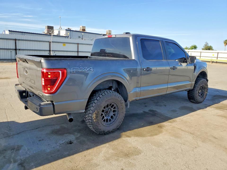 50647196 :رقم المزاد ، 1FTEW1EP7NFB92392 vin ، 2022 Ford F150 مزاد بيع