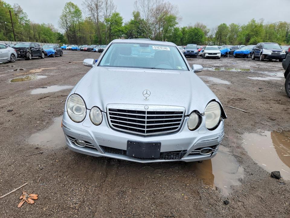 51670146 :رقم المزاد ، WDBUF87X48B203828 vin ، 2008 Mercedes-benz E مزاد بيع