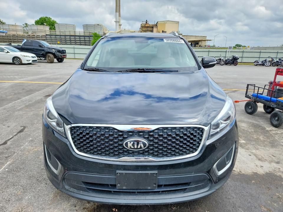 51757996 :رقم المزاد ، 5XYPG4A35GG096609 vin ، 2016 Kia Sorento مزاد بيع