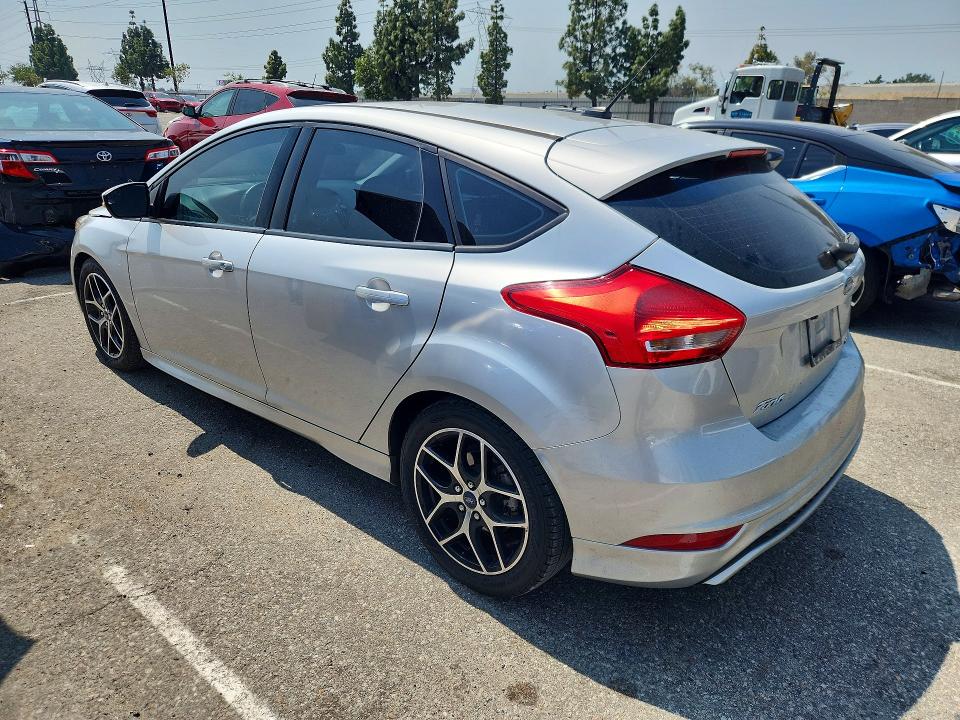 Продажа на аукционе авто 2016 Ford Focus, vin: 1FADP3K20GL372627, номер лота: 48928236