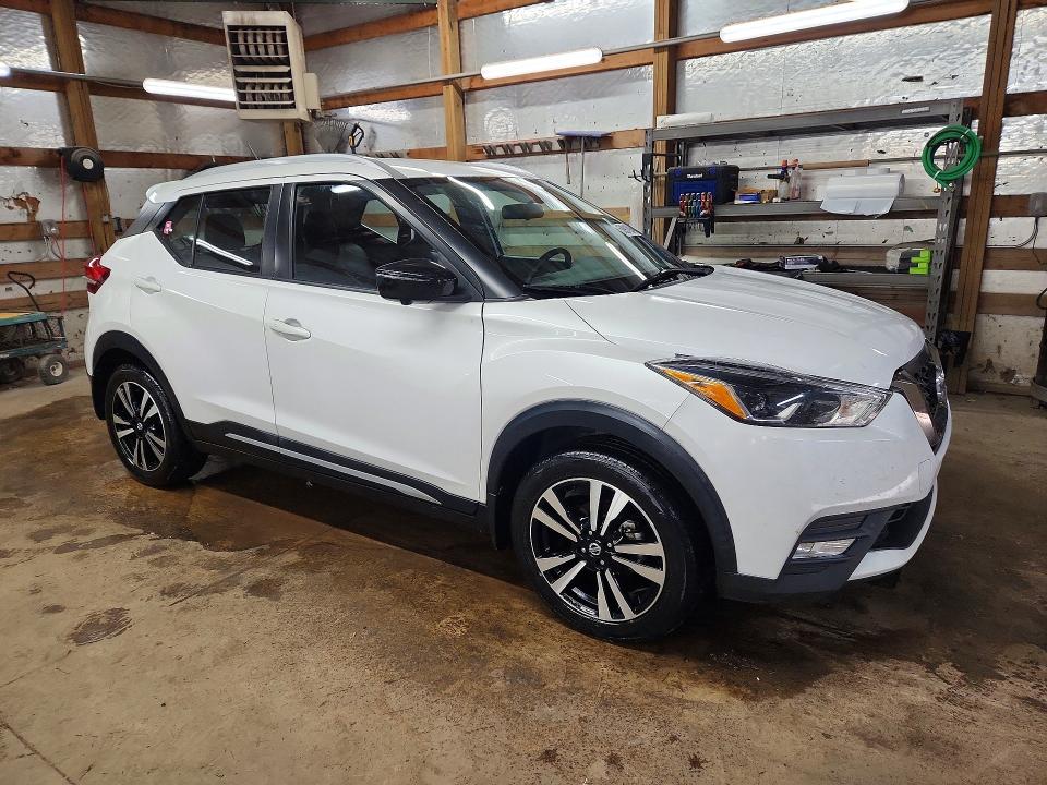50912246 :رقم المزاد ، 3N1CP5CU6KL549084 vin ، 2019 Nissan Kicks مزاد بيع