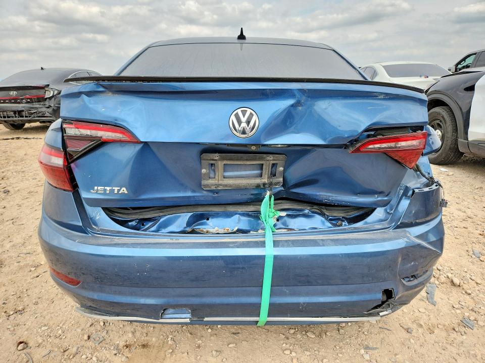 50328966 :رقم المزاد ، 3VWC57BU4MM021733 vin ، 2021 Volkswagen Jetta مزاد بيع
