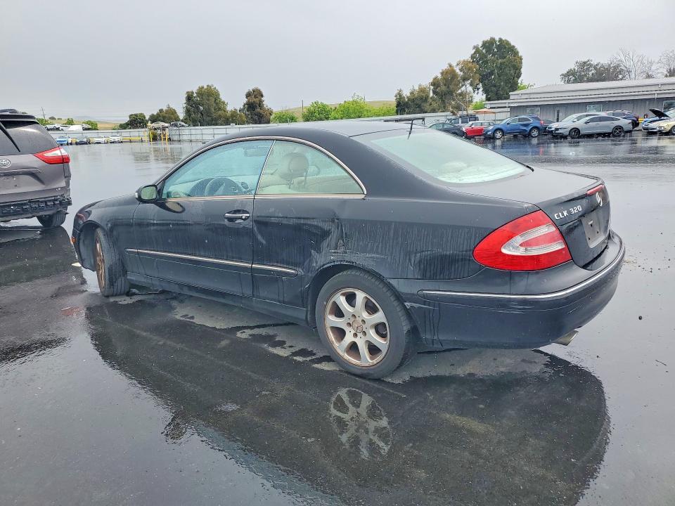 2004 Mercedes-benz Clk მანქანა იყიდება აუქციონზე, vin: WDBTJ65J54F072232, აუქციონის ნომერი: 50606576