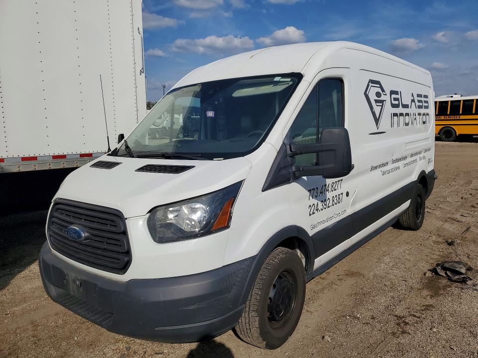 50528926 :رقم المزاد ، 1FTSW2CM7FKB32106 vin ، 2015 Ford Transit مزاد بيع