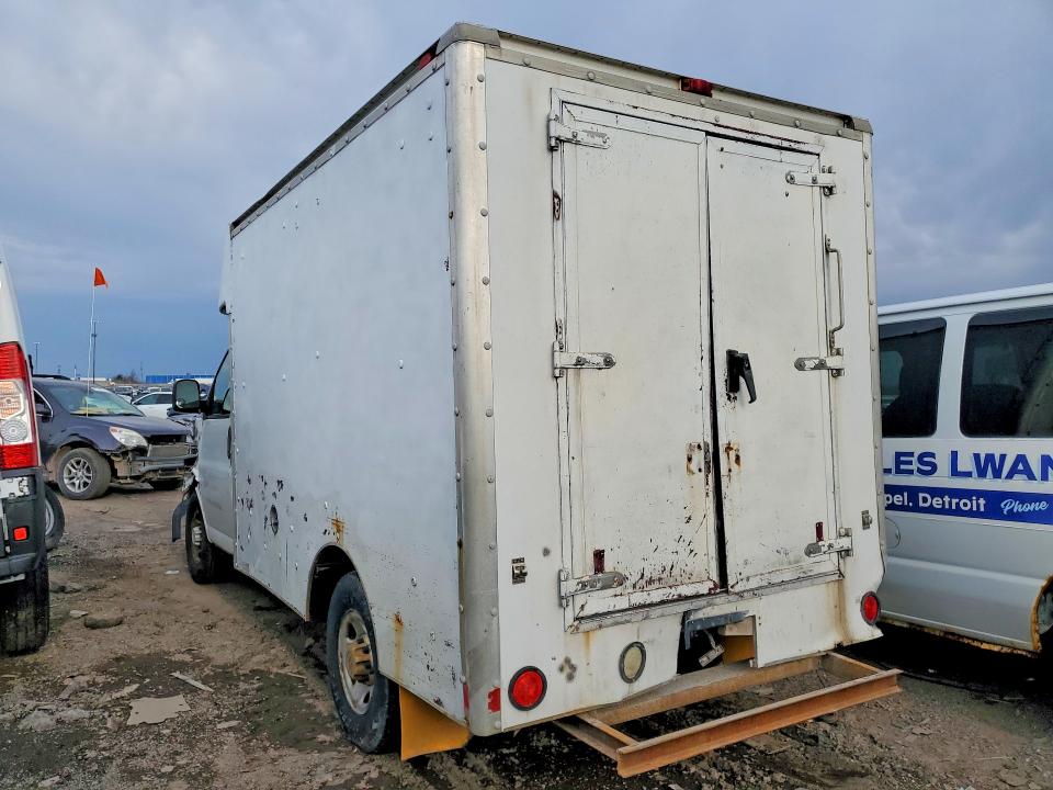 49219606 :رقم المزاد ، 1GBHG31UX51261093 vin ، 2005 Chevrolet Express مزاد بيع