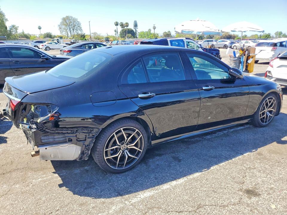 Продажа на аукционе авто 2021 Mercedes-benz E, vin: W1KZF8DB4MA893215, номер лота: 48965646