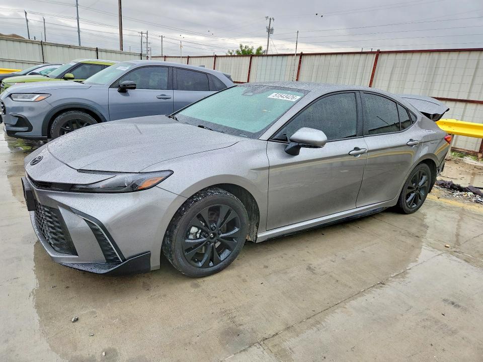 Auction sale of the 2026 Toyota Camry, vin: 4T1DAACK5TU662912, lot number: 51543426