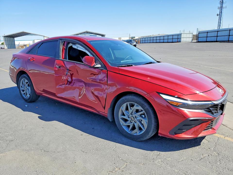Продаж на аукціоні авто 2024 Hyundai Elantra, vin: KMHLM4DJ3RU105032, номер лоту: 51132496