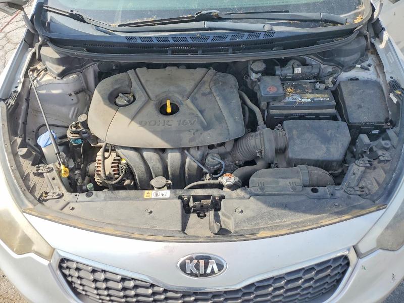 51178476 :رقم المزاد ، KNAFK4A61F5371806 vin ، 2015 Kia Forte مزاد بيع