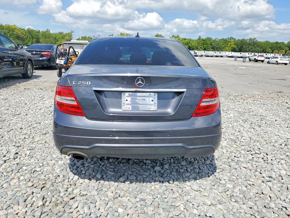 49869556 :رقم المزاد ، WDDGF4HB1DR245097 vin ، 2013 Mercedes-benz C مزاد بيع
