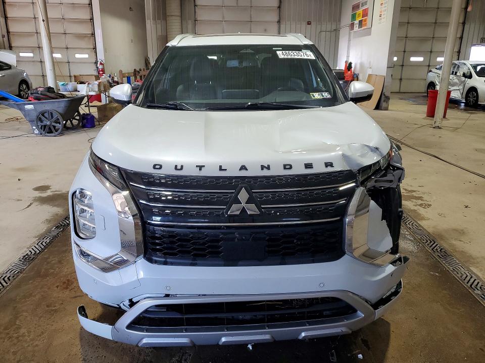 Продаж на аукціоні авто 2022 Mitsubishi Outlander, vin: JA4J4VA82NZ030267, номер лоту: 48633576