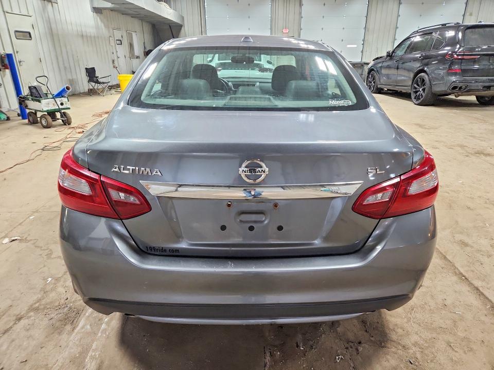 2018 Nissan Altima მანქანა იყიდება აუქციონზე, vin: 1N4AL3APXJC183244, აუქციონის ნომერი: 48619656