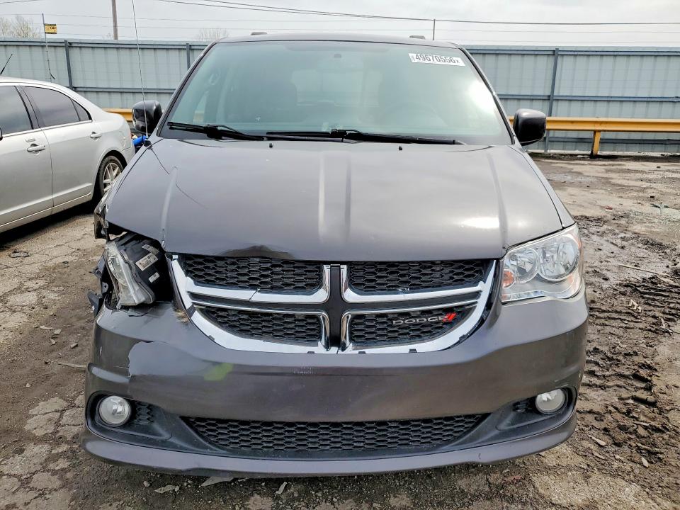 49670556 :رقم المزاد ، 2C4RDGCG7HR801118 vin ، 2017 Dodge Grand Caravan مزاد بيع