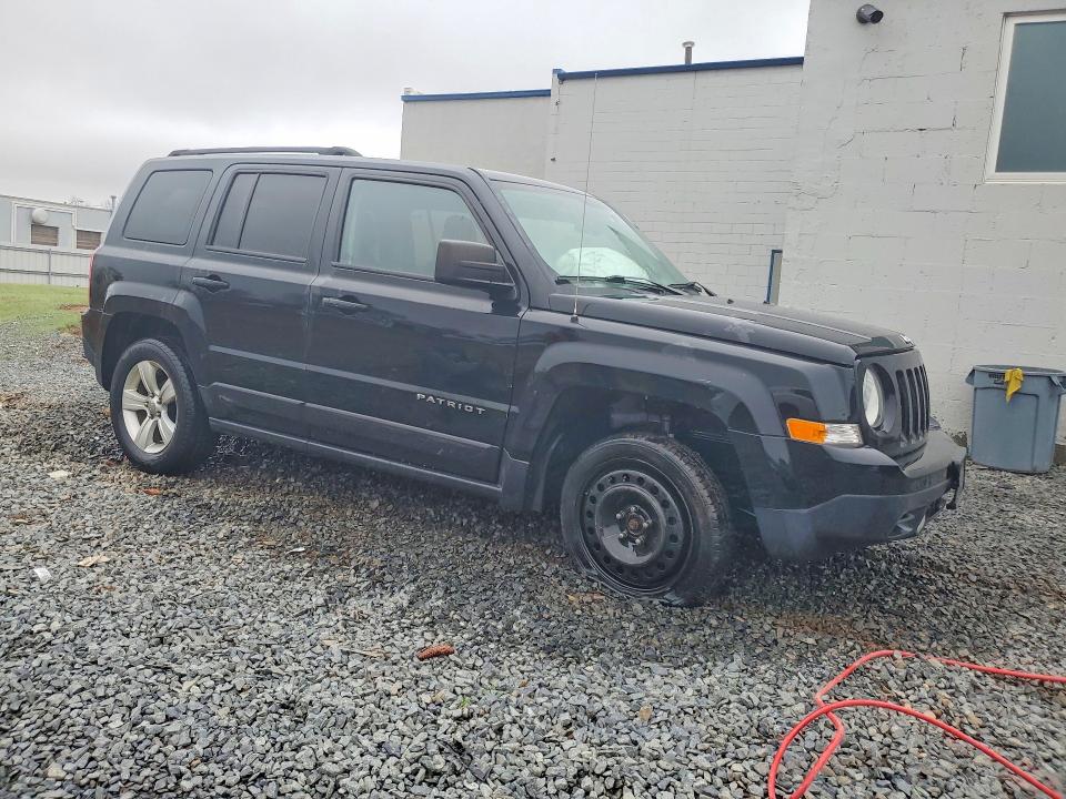 48607276 :رقم المزاد ، 1C4NJRFB9GD581100 vin ، 2016 Jeep Patriot مزاد بيع