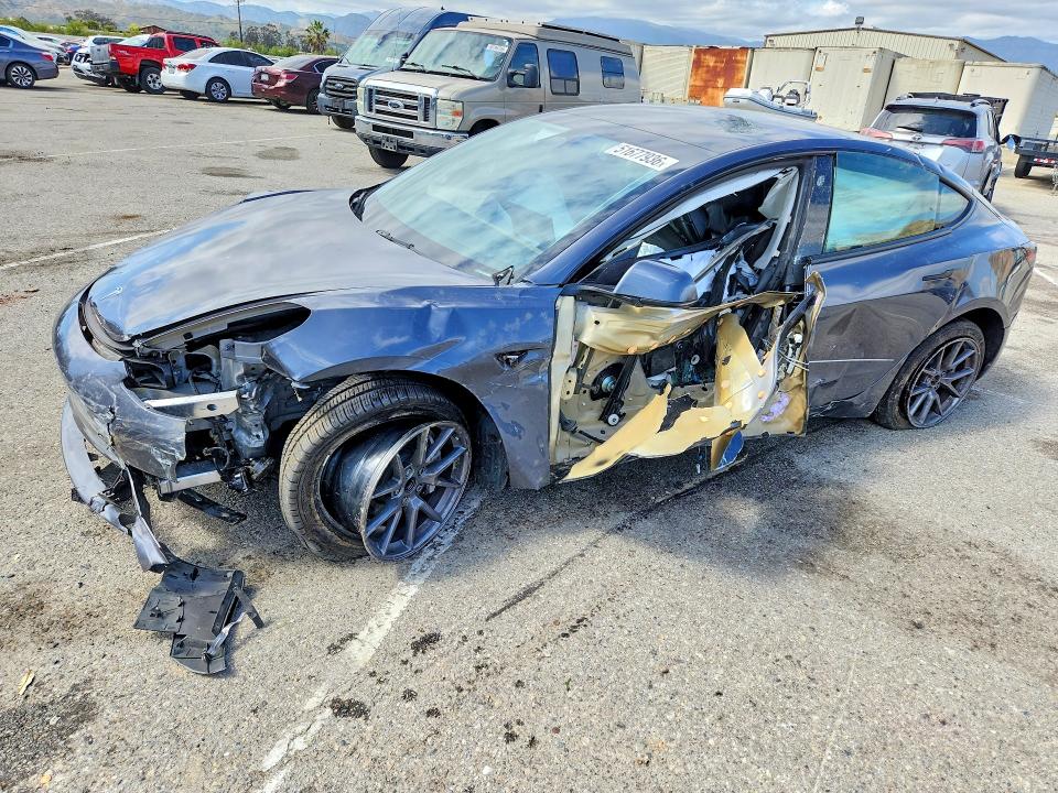 51677936 :رقم المزاد ، 5YJ3E1EA9PF642637 vin ، 2023 Tesla Model 3 مزاد بيع