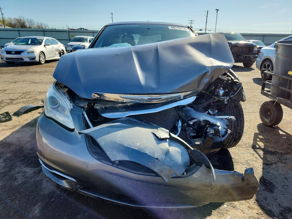 49779116 :رقم المزاد ، 1C3CCBBG9DN731940 vin ، 2013 Chrysler 200 مزاد بيع