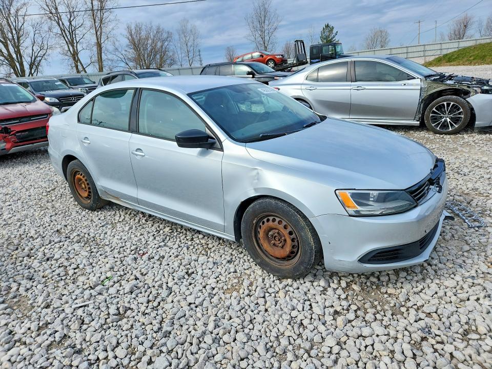 2013 Volkswagen Jetta მანქანა იყიდება აუქციონზე, vin: 3VW2K7AJXDM304441, აუქციონის ნომერი: 49362146