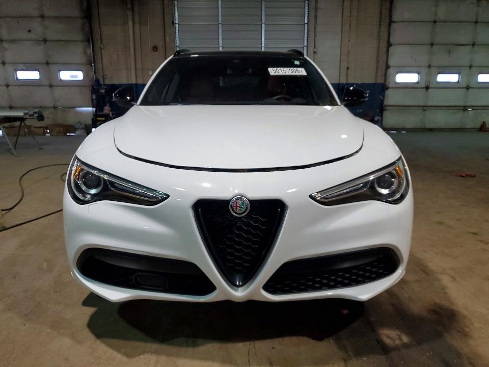 50157906 :رقم المزاد ، ZASPAKBN4P7D57013 vin ، 2023 Alfa Romeo Stelvio مزاد بيع