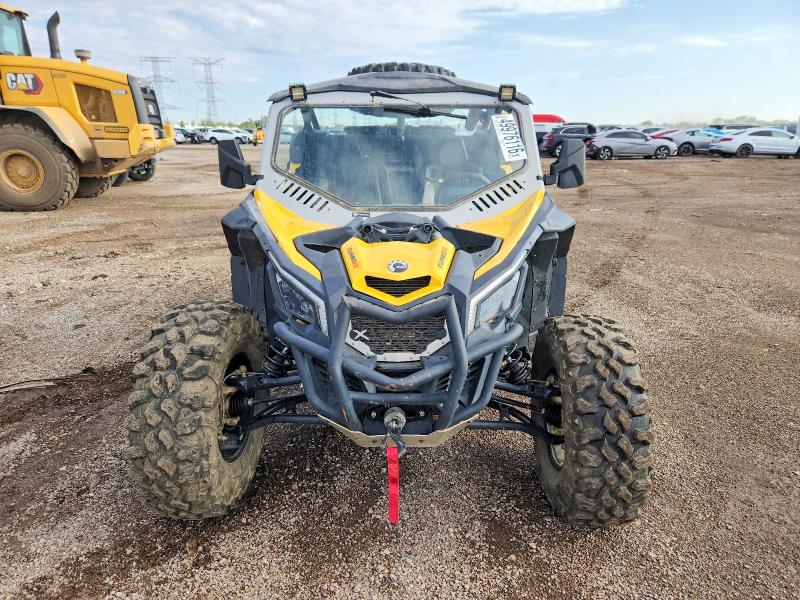 49976116 :رقم المزاد ، 3JBVDAW48JK001033 vin ، 2018 Can-am Maverick X3 مزاد بيع