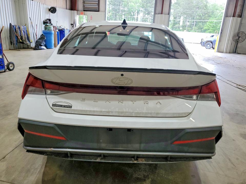 2025 Hyundai Elantra მანქანა იყიდება აუქციონზე, vin: KMHLM4DG5SU917555, აუქციონის ნომერი: 49559206