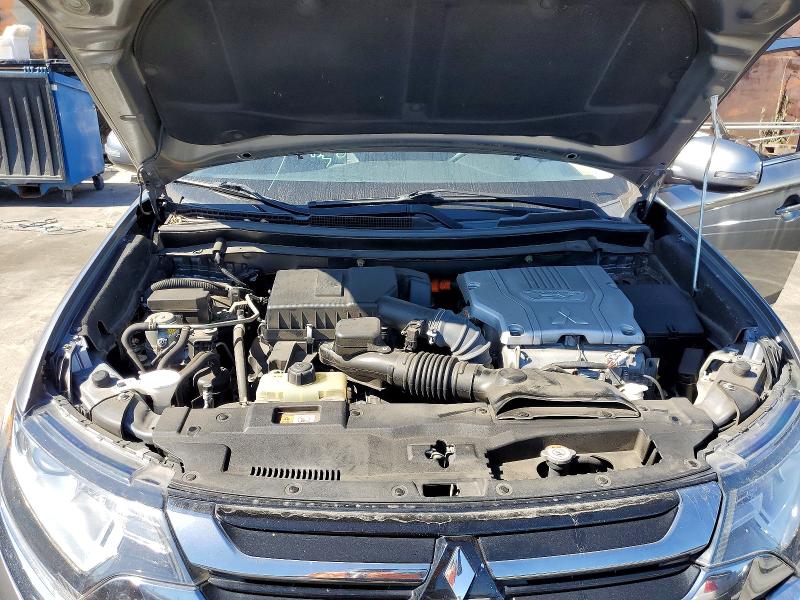 Продажа на аукционе авто 2018 Mitsubishi Outlander, vin: JA4J24A57JZ031561, номер лота: 50617876