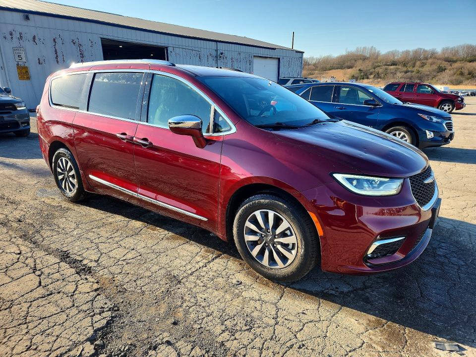 Продаж на аукціоні авто 2021 Chrysler Pacifica, vin: 2C4RC1S70MR579050, номер лоту: 47932136