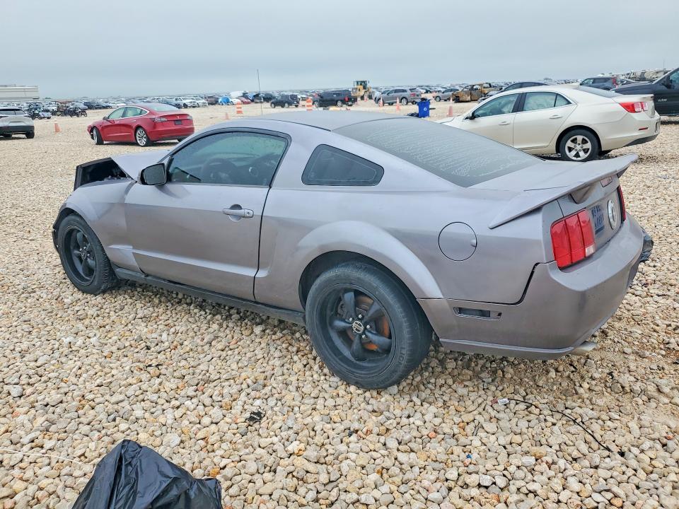 50478056 :رقم المزاد ، 1ZVFT80N675335110 vin ، 2007 Ford Mustang مزاد بيع