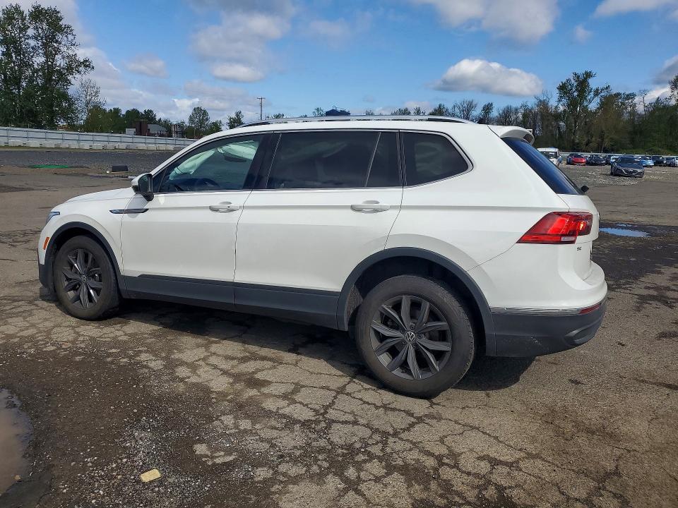 49860386 :رقم المزاد ، 3VV2B7AX2NM131976 vin ، 2022 Volkswagen Tiguan مزاد بيع