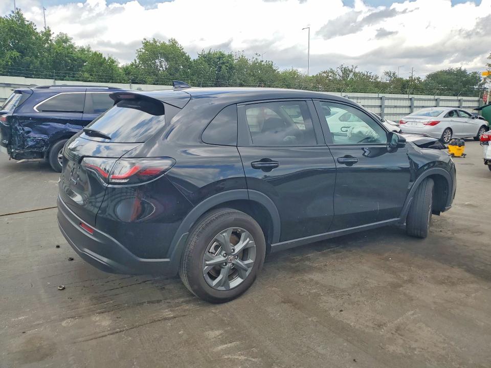 Auction sale of the 2026 Honda Hr-v, vin: 3CZRZ1H31TM701286, lot number: 51850156
