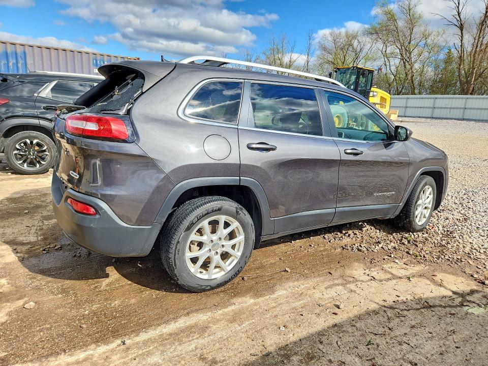50461146 :رقم المزاد ، 1C4PJLCB4HW535576 vin ، 2017 Jeep Cherokee مزاد بيع