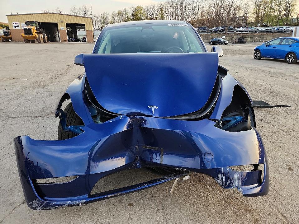 49922976 :رقم المزاد ، 7SAYGDEE5PF674248 vin ، 2023 Tesla Model Y مزاد بيع