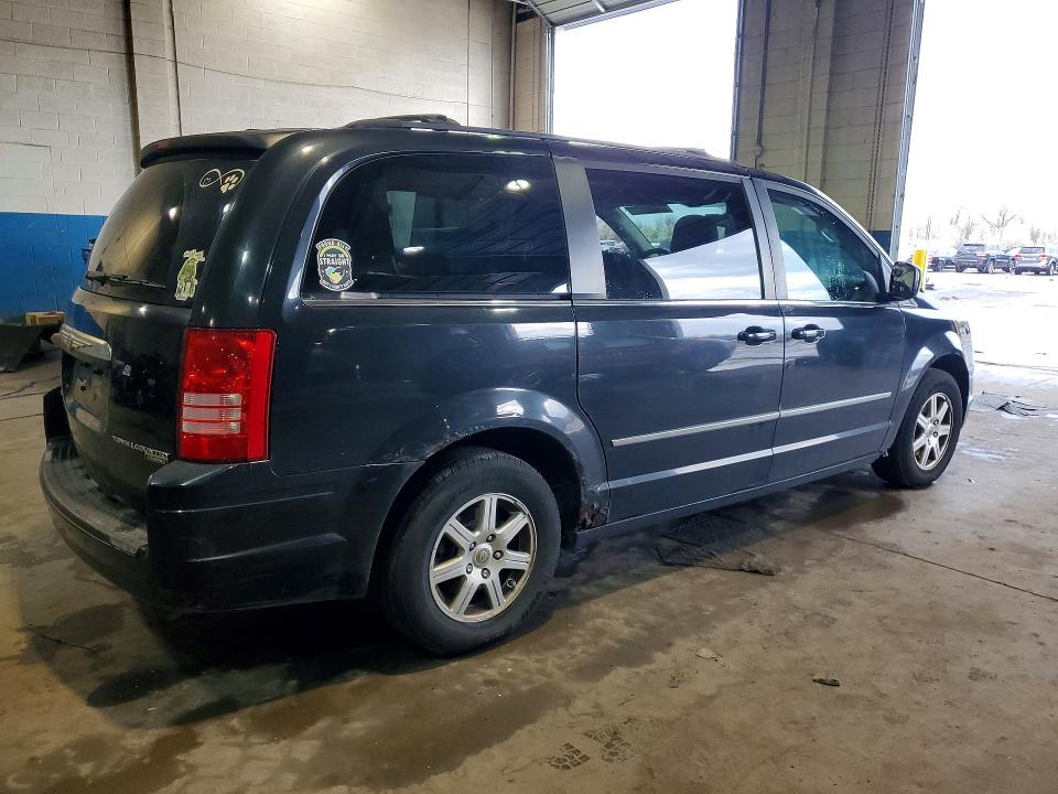 50002526 :رقم المزاد ، 2A4RR8D16AR405151 vin ، 2010 Chrysler Town & Country مزاد بيع