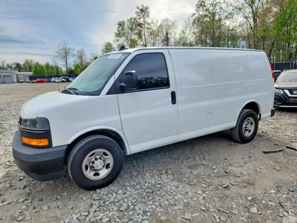 50005826 :رقم المزاد ، 1GCZGGFG1L1234274 vin ، 2020 Chev Express G3500 مزاد بيع