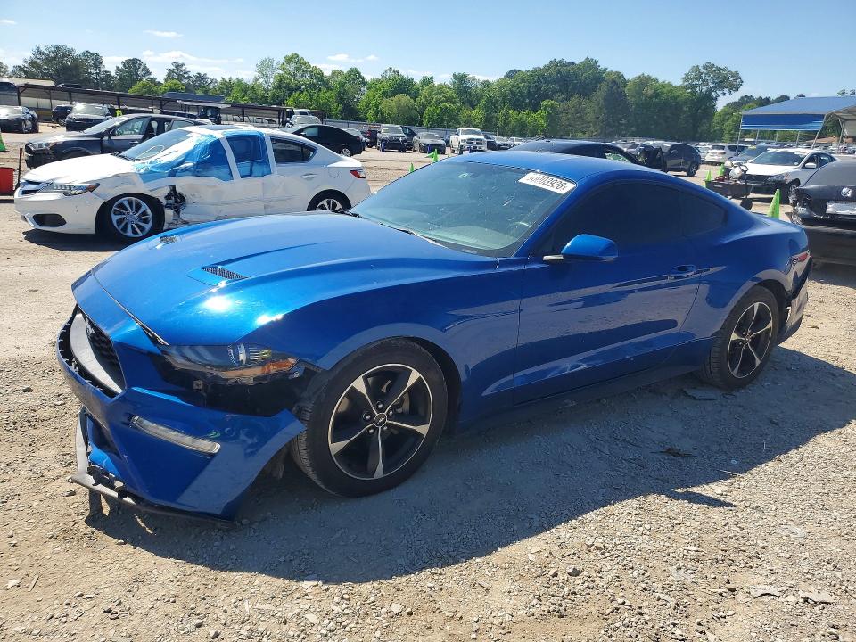 50003926 :رقم المزاد ، 1FA6P8TH0J5131848 vin ، 2018 Ford Mustang مزاد بيع