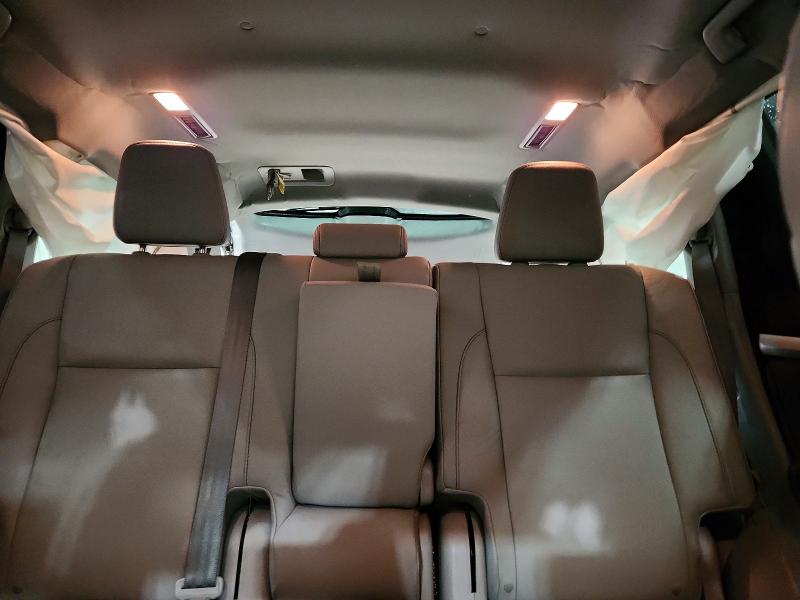 50738736 :رقم المزاد ، 5TDJKRFH8FS161251 vin ، 2015 Toyota Highlander مزاد بيع