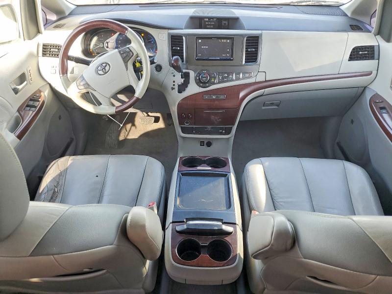 Продажа на аукционе авто 2011 Toyota Sienna, vin: 5TDYK3DC8BS061485, номер лота: 48315186