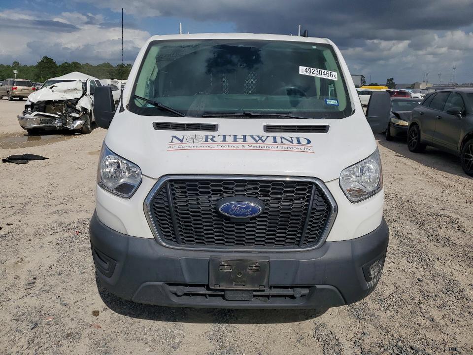 49230466 :رقم المزاد ، 1FTBR1Y81MKA25725 vin ، 2021 Ford Transit مزاد بيع