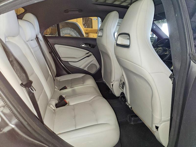 51175676 :رقم المزاد ، WDDSJ4EB4FN206768 vin ، 2015 Mercedes-benz Cla مزاد بيع