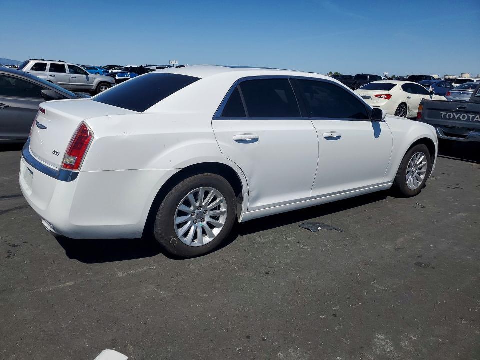 50282046 :رقم المزاد ، 2C3CCAAG3EH382618 vin ، 2014 Chrysler 300 مزاد بيع