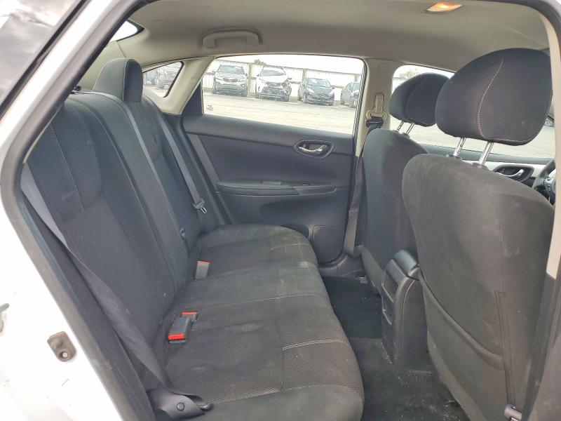 51572396 :رقم المزاد ، 3N1AB7APXJY256501 vin ، 2018 Nissan Sentra مزاد بيع