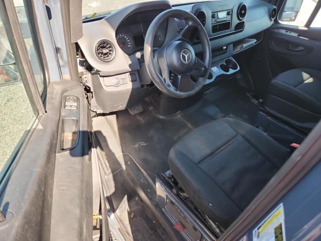 49991736 :رقم المزاد ، WD4PF1CD1KP129074 vin ، 2019 Mercedes Benz Sprinter مزاد بيع