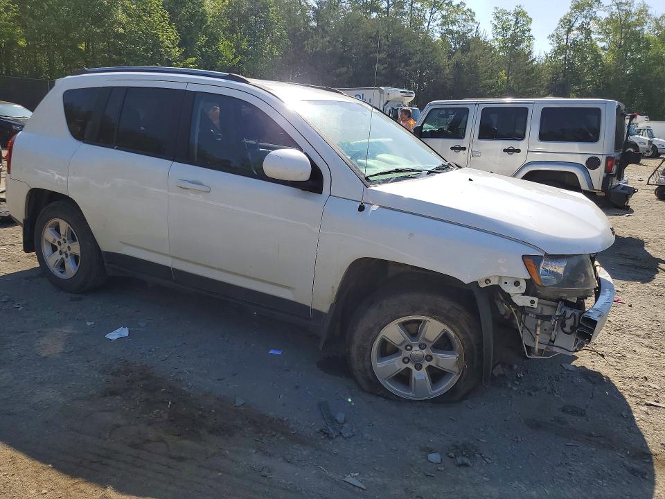 2017 Jeep Compass მანქანა იყიდება აუქციონზე, vin: 1C4NJCEB4HD197905, აუქციონის ნომერი: 51431116
