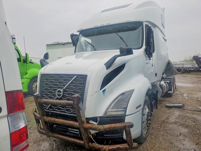 2023 Volvo Vn მანქანა იყიდება აუქციონზე, vin: 4V4NC9EH7PN337721, აუქციონის ნომერი: 49558076