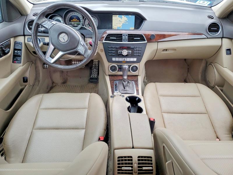 50549526 :رقم المزاد ، WDDGF8AB5EA966542 vin ، 2014 Mercedes-benz C مزاد بيع