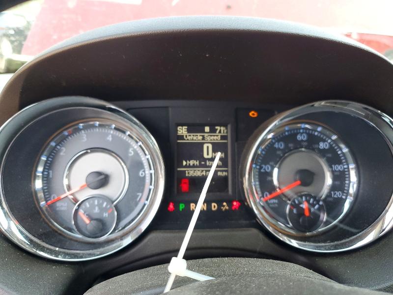 50324646 :رقم المزاد ، 2C4RC1BG1FR561031 vin ، 2015 Chrysler Town & Country مزاد بيع