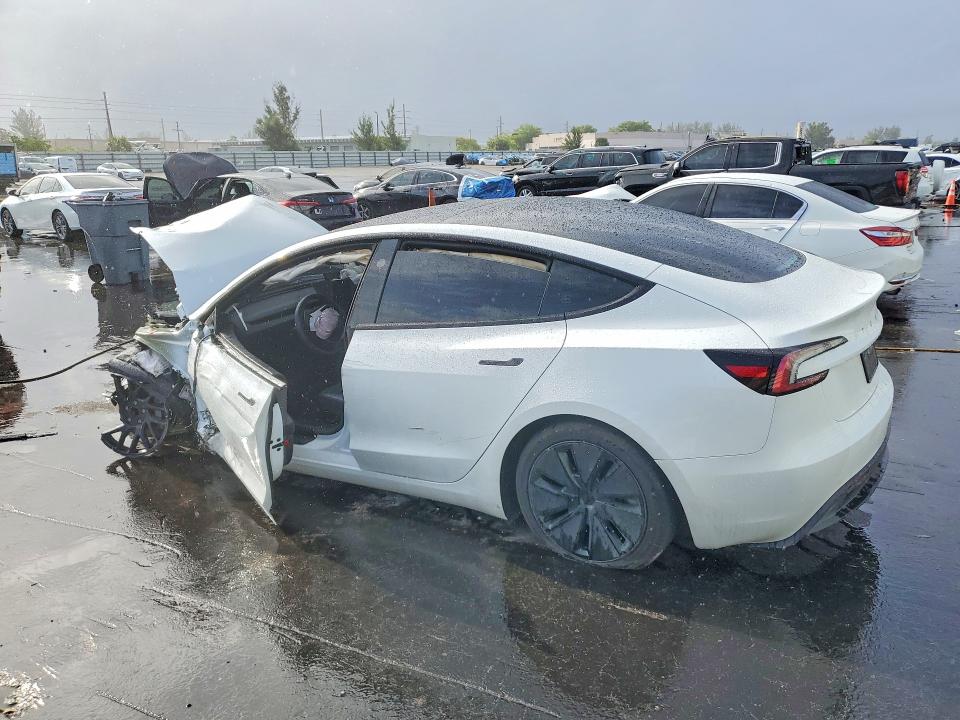 2025 Tesla Model 3 მანქანა იყიდება აუქციონზე, vin: 5YJ3E1EA5SF027799, აუქციონის ნომერი: 48459566