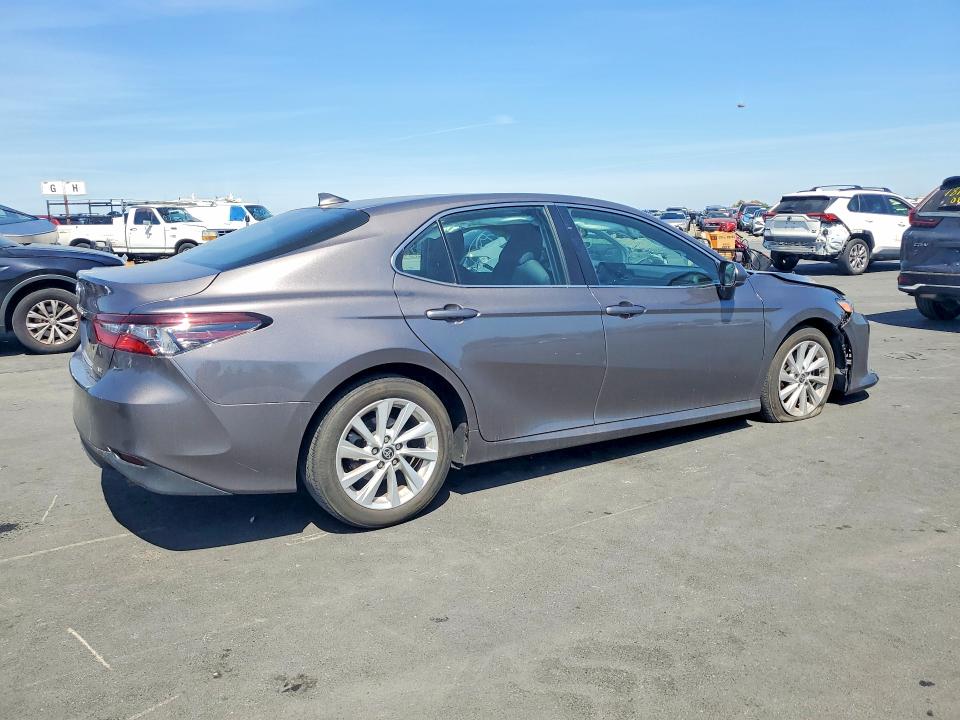 2024 Toyota Camry მანქანა იყიდება აუქციონზე, vin: 4T1C11AK3RU221934, აუქციონის ნომერი: 47467966