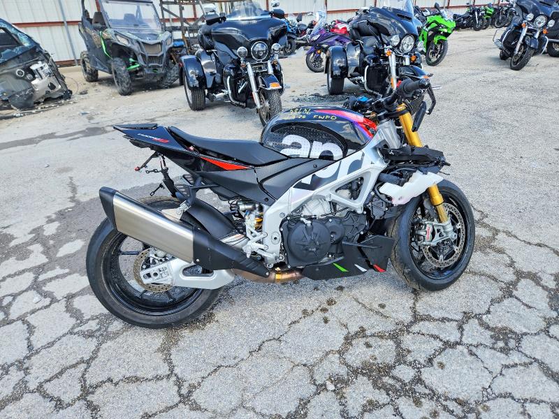 Продаж на аукціоні авто 2024 Aprilia Tuono, vin: ZD4KZUB04RS001323, номер лоту: 49576066