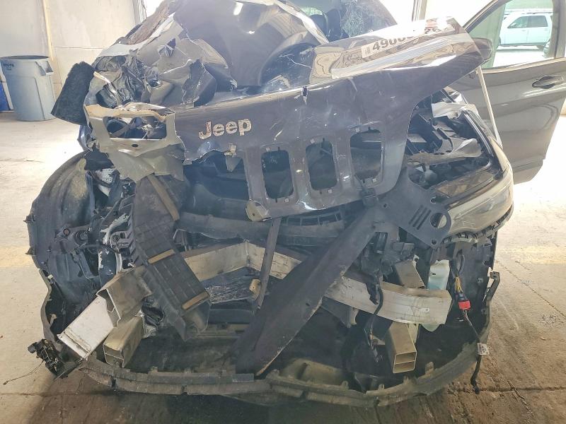 49063726 :رقم المزاد ، 1C4PJLDBXLD652596 vin ، 2020 Jeep Cherokee مزاد بيع