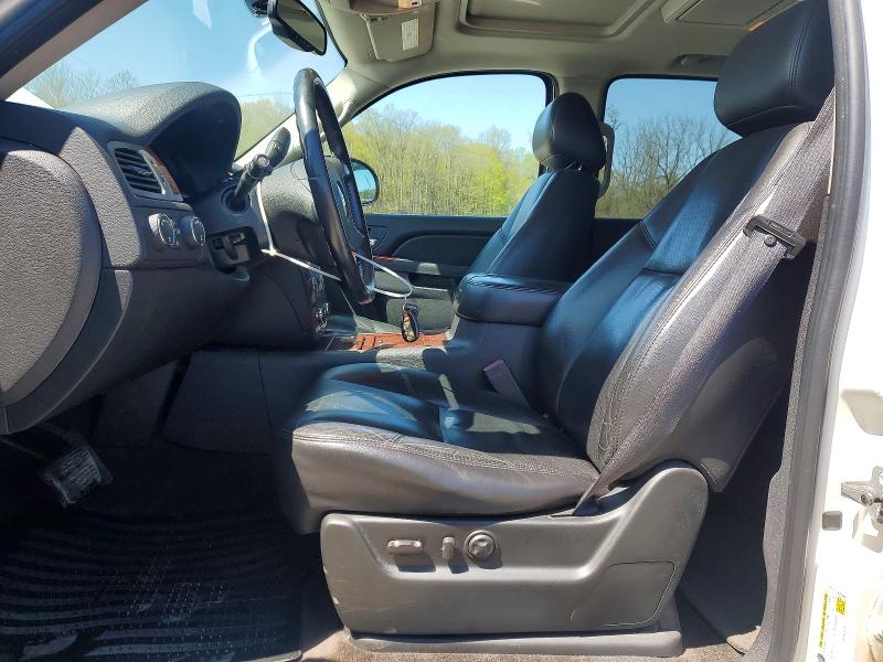 Продажа на аукционе авто 2010 Chevrolet Tahoe, vin: 1GNUKCE03AR290602, номер лота: 50592776